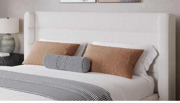 Upholstered Wingback Platform Bed in Cottage Cheese Boucle